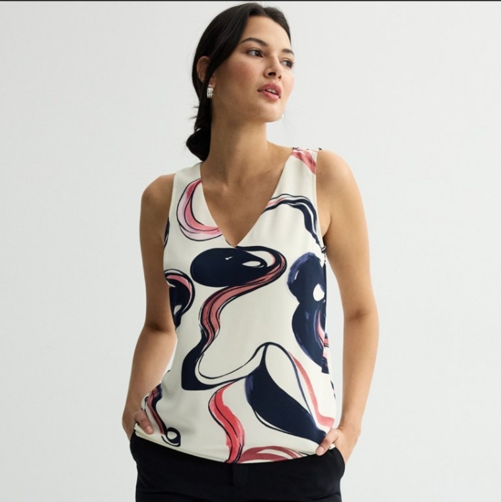 Nine West Sleeveless Vneck XXL